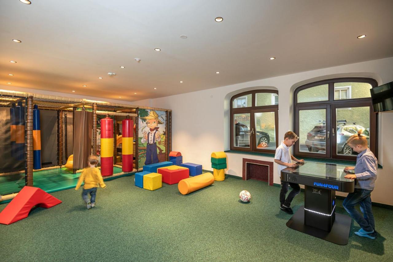 Hotel Stegerbraeu Radstadt Kültér fotó
